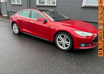 Tesla Model S darmowe ładowanie zadbana sprawna