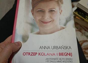 otrzep kolana i biegnij jak podnieść się po upadku i iść dalej,mimo wszystk