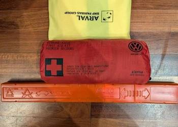 Apteczka Volkswagen + trójkąt + kamizelka