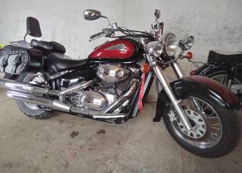 Suzuki wolusia intruder 800