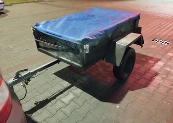 Przyczepka samochodowa zarejestrowana