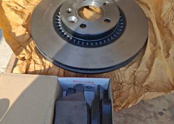 Sprzedam nowe tarcze hamulcowe TRW z klockami brembo na przód do Volvo