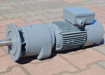 Motoreduktor kołnierzowy 0,75kw. 85obr./min.. z hamulcem. Firmy SEW
