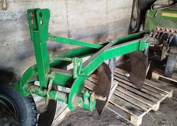 Pługi 3 skibowe praktycznie nowe