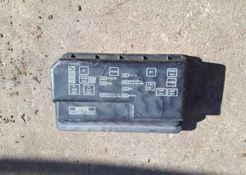 Osłona bezpiecznikow Corolla E11 Osłona bezpiecznikow Corolla E11