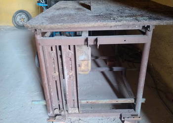 maszyna do cięcia drewna -krajzega