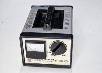 Stary prostownik ZSRR CCCP 12V 6A 6,3A zabytek transformatorowy unikat