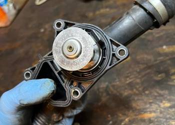 Obudowa termostatu termostat BMW M44B19