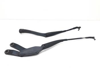 RAMIĘ WYCIERACZKI PRAWY PRZÓD MERCEDES W212 09-16 MOCOWANIE