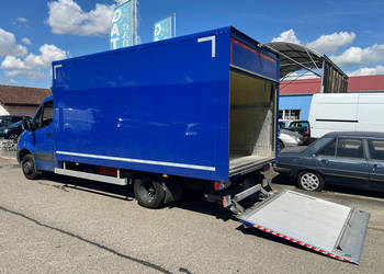 Kontener z windą Mercedes Sprinter 519Cdi