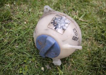 Zbiornik wyrównawczy VW Seat skoda audi 1H0 121 407