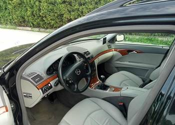Mercedes W 211