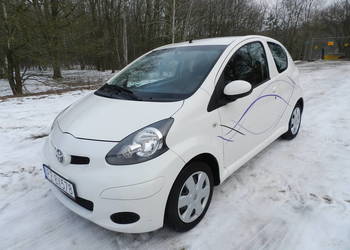 Toyota Aygo I mała tania niezawodna BEZ RDZY klima