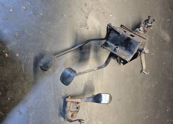 Pedały sprzęgła hamulca gazu fiat 126p
