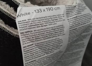 Dywan biały duży