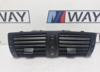 BMW E87 E81 E82 E88 ŚRODKOWA KRATKA NAWIEWU PRZÓD 7059189 