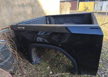 Paka skrzynia zabudowa krótka 174 cm GMC Sierra 2022 z klapa