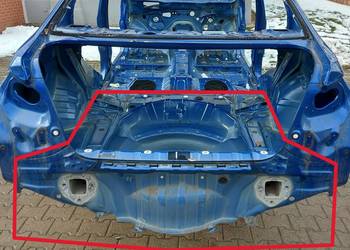 Subaru WRX STI 2015 pas tylny podłoga wnęka wanna bagażnika tył oryg  