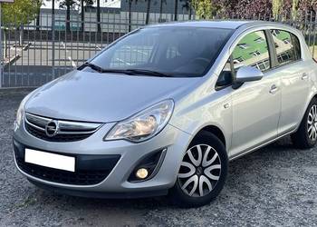 Opel Corsa 1.2 B LIFT rok 2011 Navi Klima