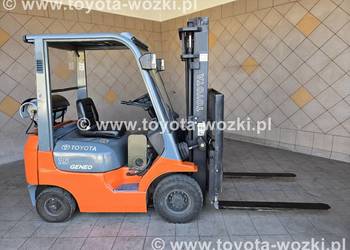 Wózek Widłowy TOYOTA 7FG15 Pozycjoner wideł Przesuw bocznyTOYOTA 7FGF15