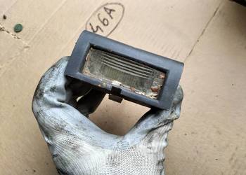 OPEL ASTRA F LAMPKA TABLICY REJESTRACYJNEJ PODŚWIETLENIE REJESTRACJI