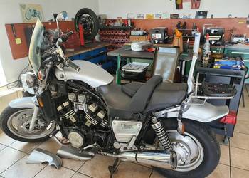 Yamaha V Max 1200