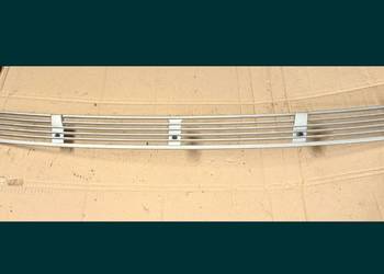 Kratka maski wlot powietrza BMW e38 Arktissilber-metallic