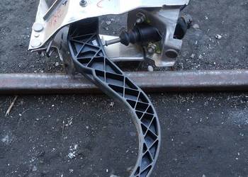 Pedal sprzęgła corsa c