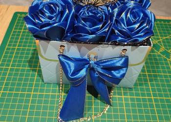 Flowerbox róże ze wstążki