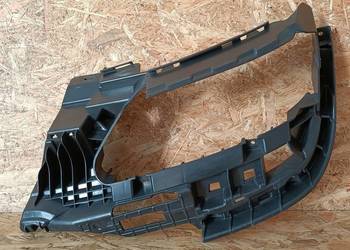 AUDI A4 B9 ŚLIZG MOCOWANIE KOŃCÓWKI WYDECHU LEWY TYŁ 8W0807347D