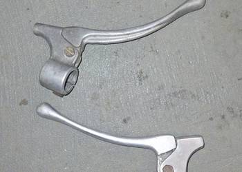 Klamki WSK (sprzegło i hamulec)