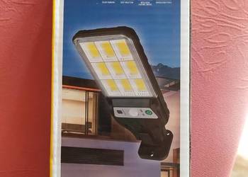 Zewnętrzna lampa solarna z pilotem