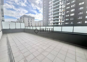 3 pokojowy apartament z 40 metrowym tarasem
