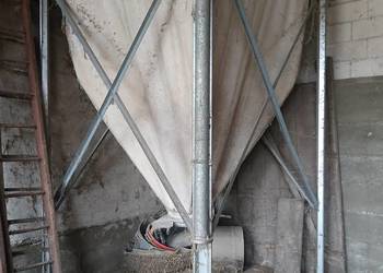 Silos paszowy wewnętrzny workowy
