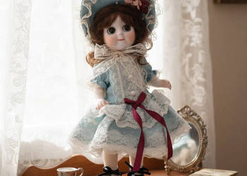 Lalka porcelanowa