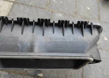 Wlot powietrza E Klasa W213 A2138302500