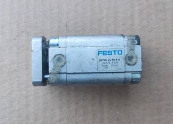 Siłownik pneumatyczny festo - nowy