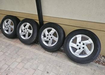 Koła felgi aluminiowe z oponami Dacia Duster 215/65/R16 Barum Polaris