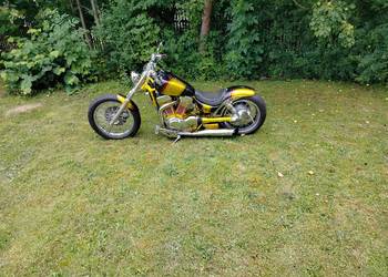 Suzuki Intruder 1400 custom chopper bobber
