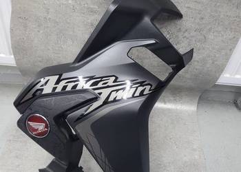 Honda CRF 1000 AFRICA TWIN 17 OWIEWKA BOK OSŁONA BOCZNA emblemat