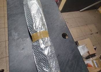 1238800970 Mercedes oryginalny nowy środek przedniego zderzaka