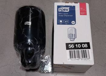 Ręczny dozownik do mydła naścienny Tork 561008 S2 475 ml czarny