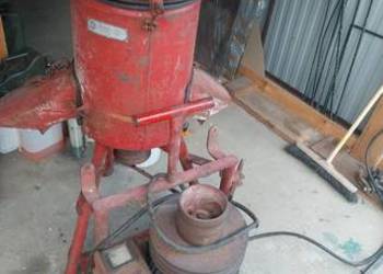 Śrutownik bąk 2workowy z silnikiem 7.5kw