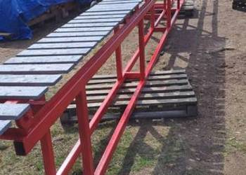 Stół z wózkiem do obrzynania desek