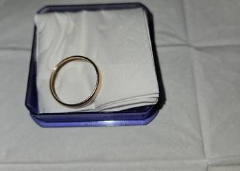 Złota obraczka. WARMET. Średnica wewnętrzna 20 mm. 7 gram.