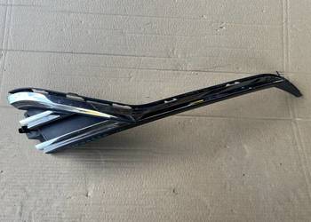 VW TOUAREG 3 KRATKA ZDERZAKA PRAWY PRZÓD 760853660A