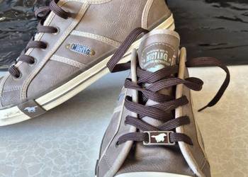Buty Mustang roz 41