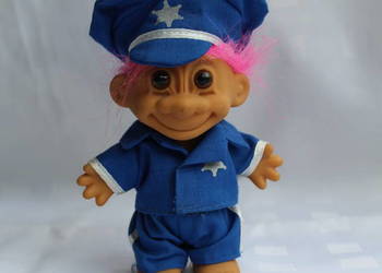 Troll Russ Różowy Policjant Strażnik Figurka Zabawka