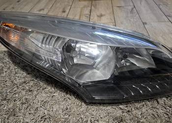 Reflektor lampa przód przednia prawa Renault Megane III 3