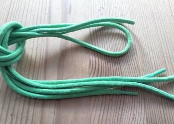 Sznurowadła okrągłe średnie długość 75 cm kolor zielony